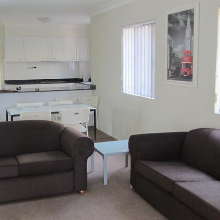 Parkside Apartments Parramatta Sydney Exterior foto